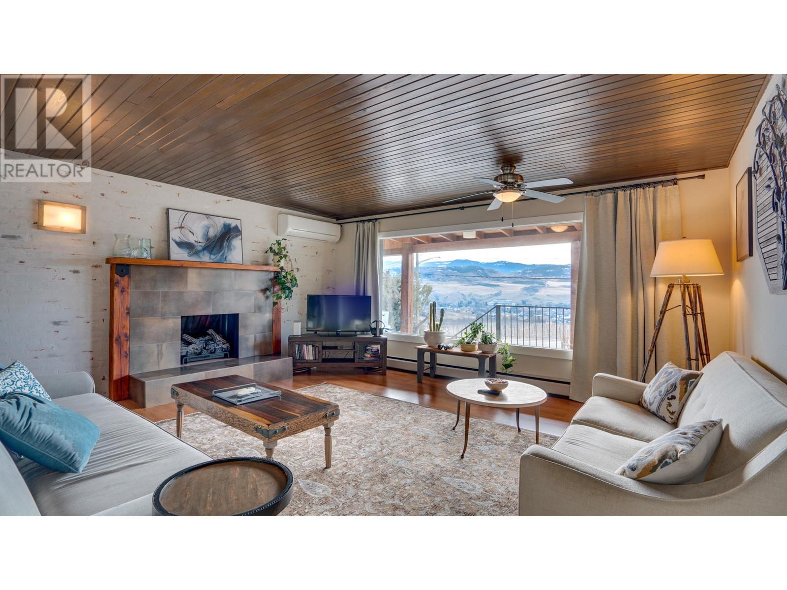 Property at 6189 Bella Vista Road image 4