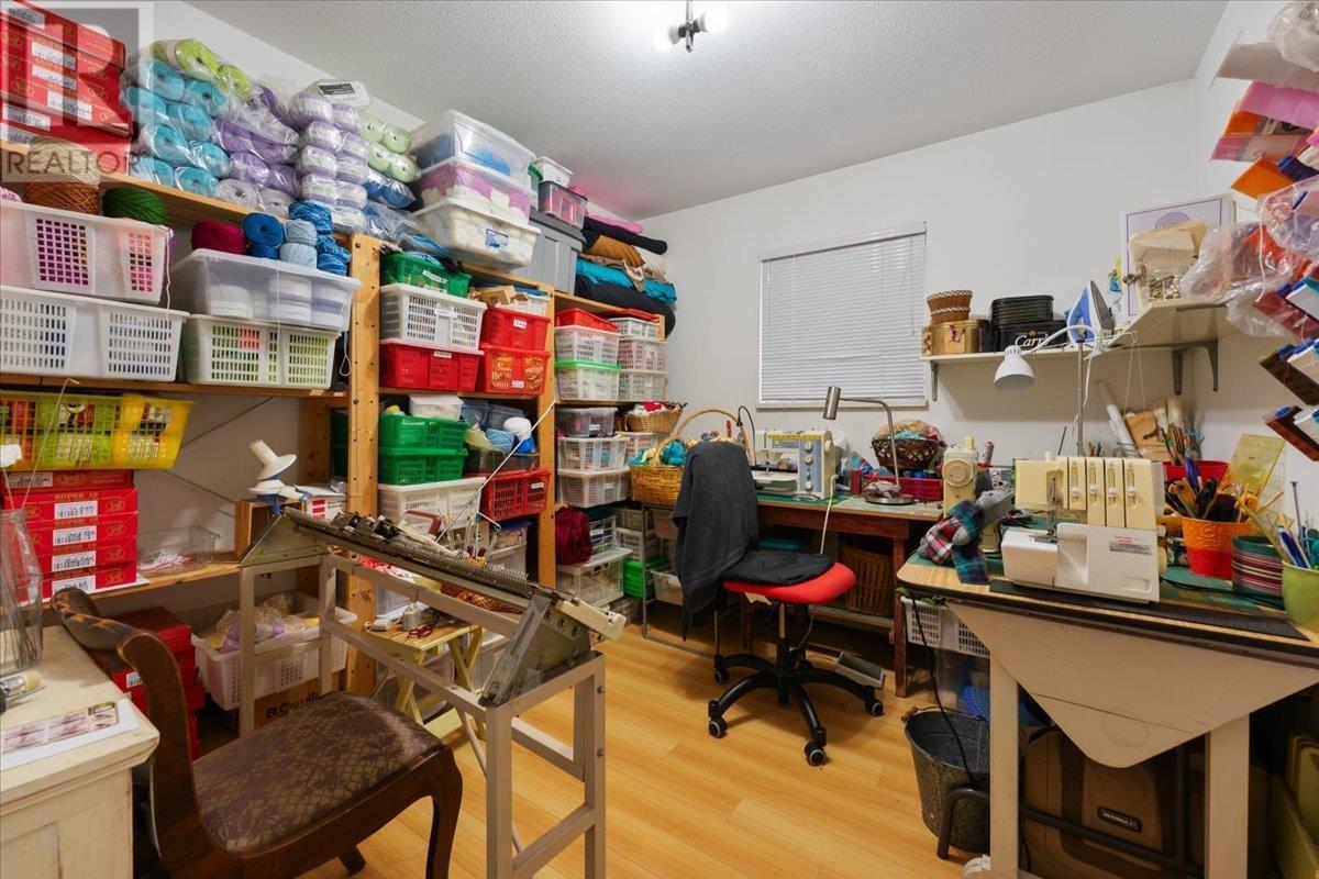 Property at 2663 E 41ST AVENUE image 4