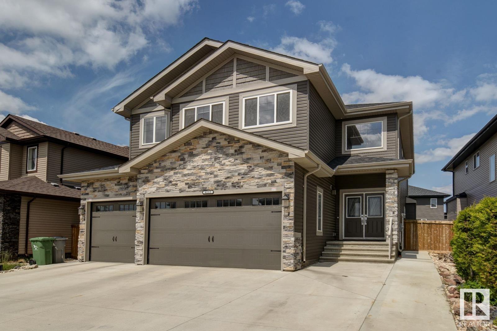 Property at 6112 55 AV image 3