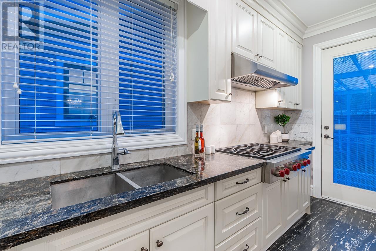 3741 W 37th Avenue, Vancouver, British Columbia  V6N 2W1 - Photo 11 - R2972570