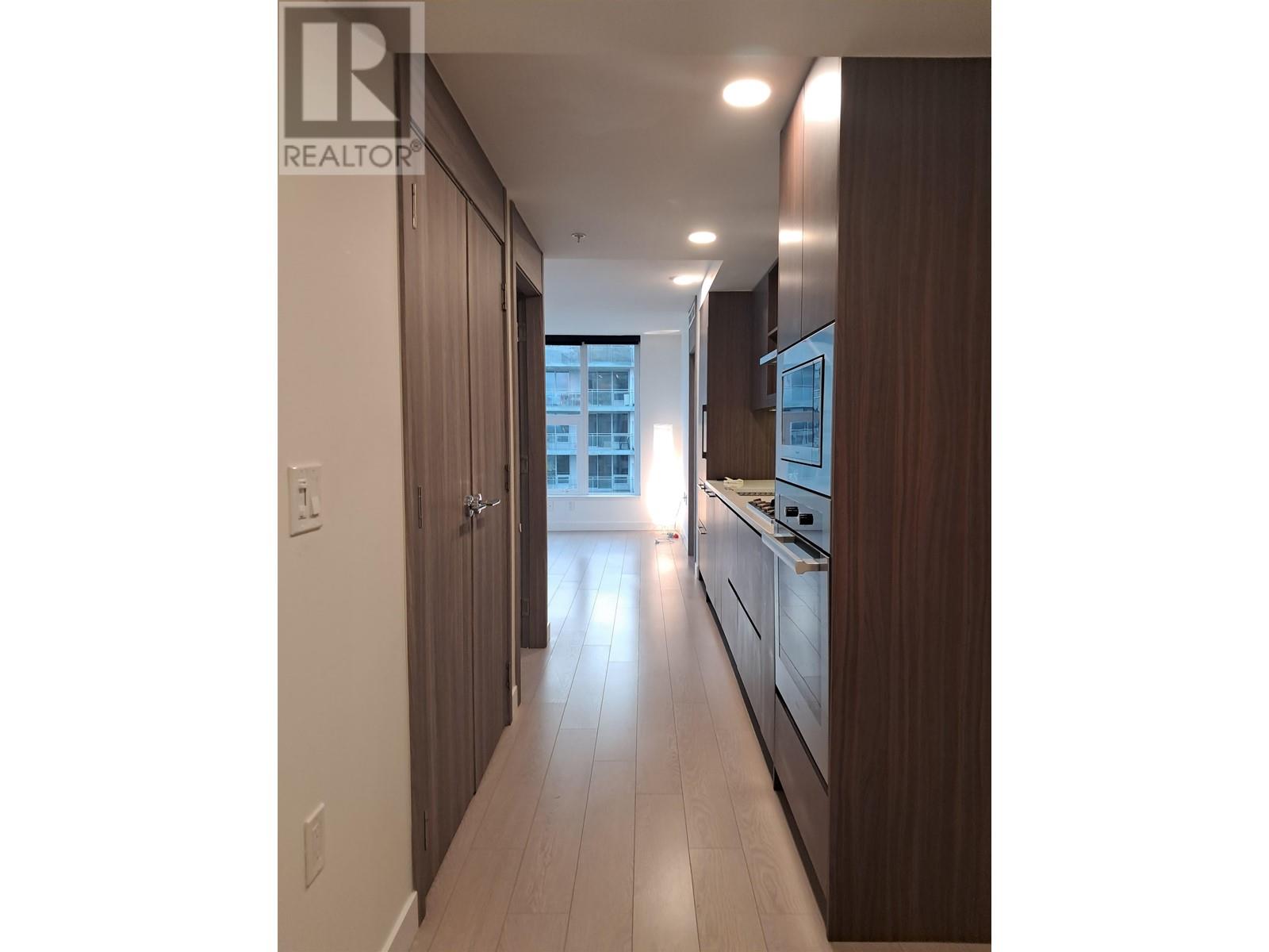 720 433 Sw Marine Drive, Vancouver, British Columbia  V5X 0H5 - Photo 3 - R2972833