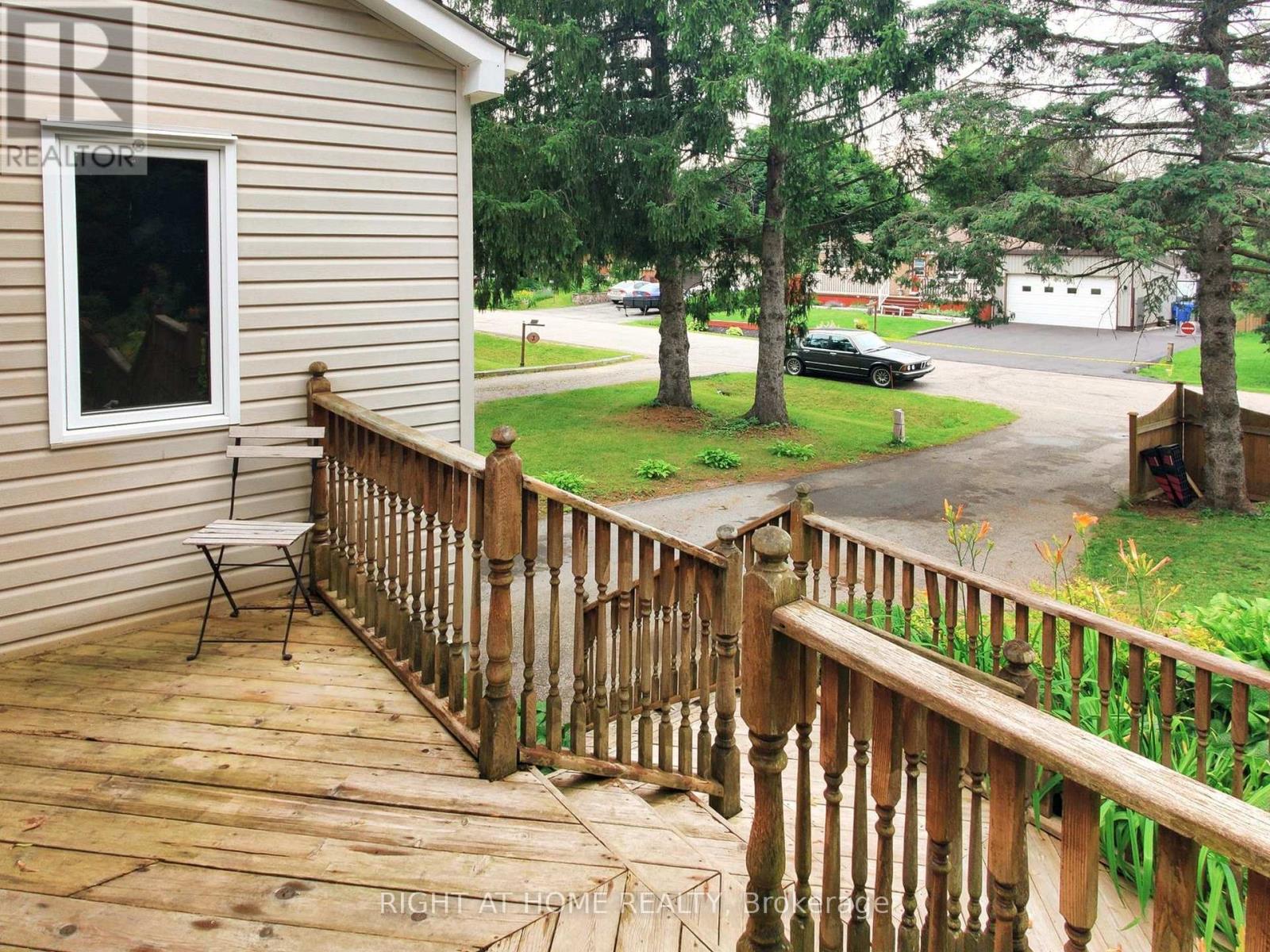 Property at 1 KENNETH AVENUE image 3