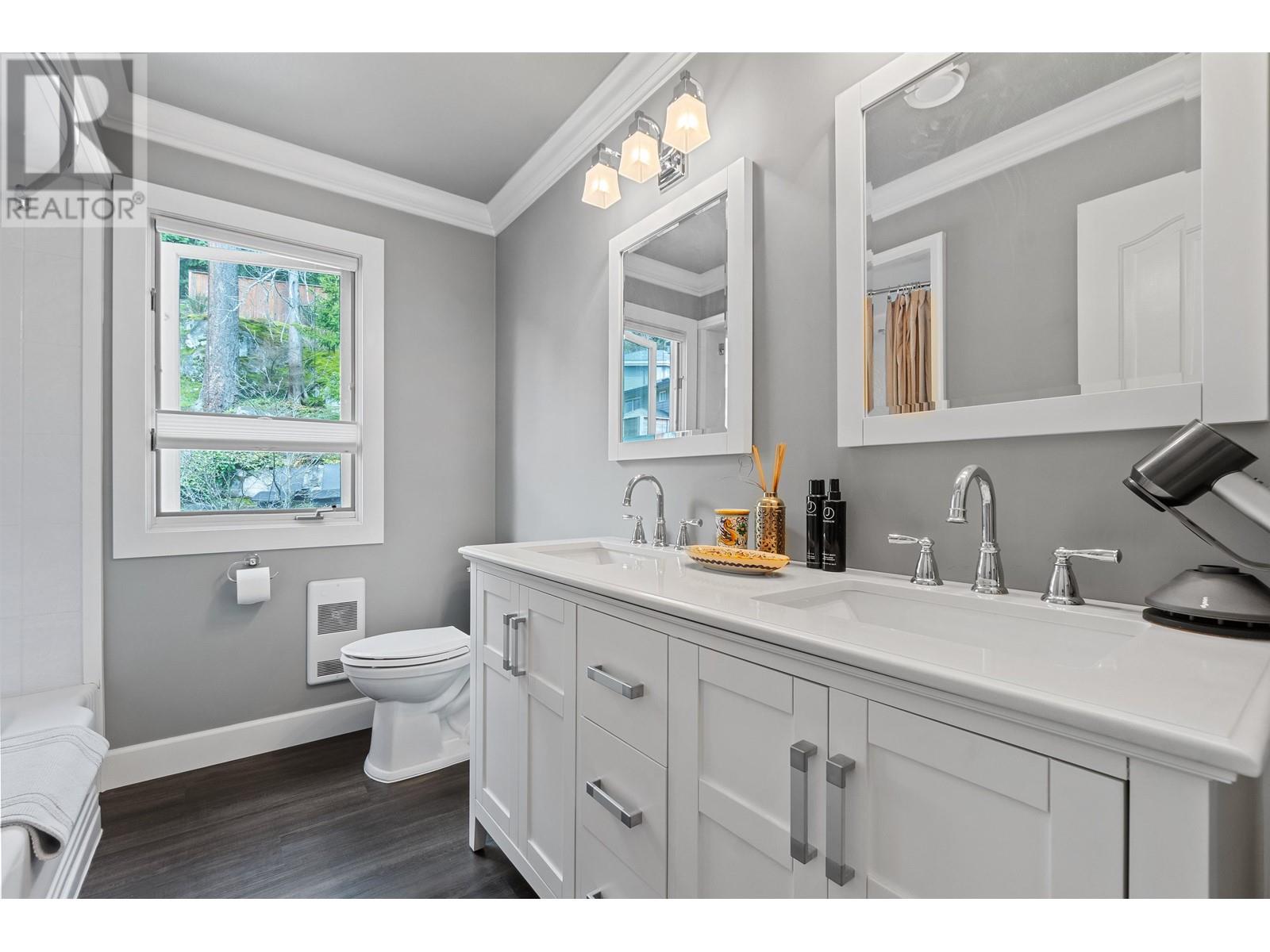4817 Meadfeild Road, West Vancouver, British Columbia  V7W 3E6 - Photo 23 - R2967619