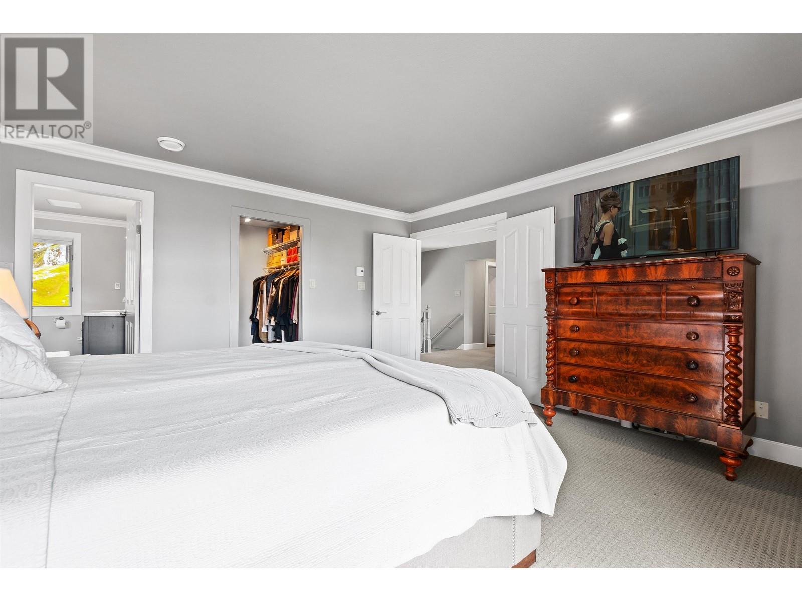 4817 Meadfeild Road, West Vancouver, British Columbia  V7W 3E6 - Photo 19 - R2967619