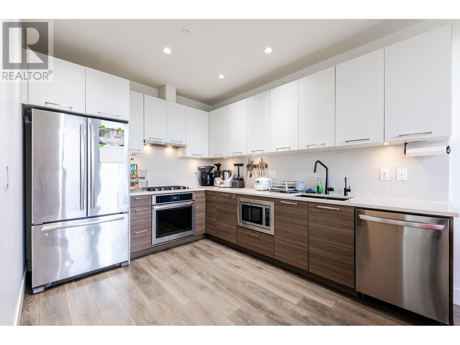 2 8599 River District Crossing, Vancouver, British Columbia  V5S 0C7 - Photo 11 - R2972402