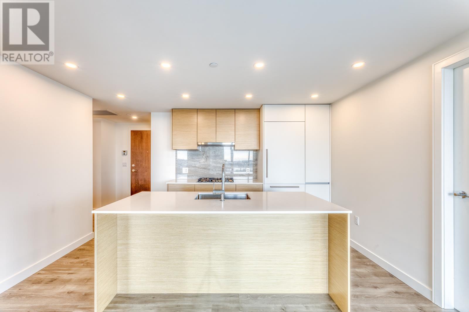 2104 200 Klahanie Court, West Vancouver, British Columbia  V7P 0E4 - Photo 8 - R2972857
