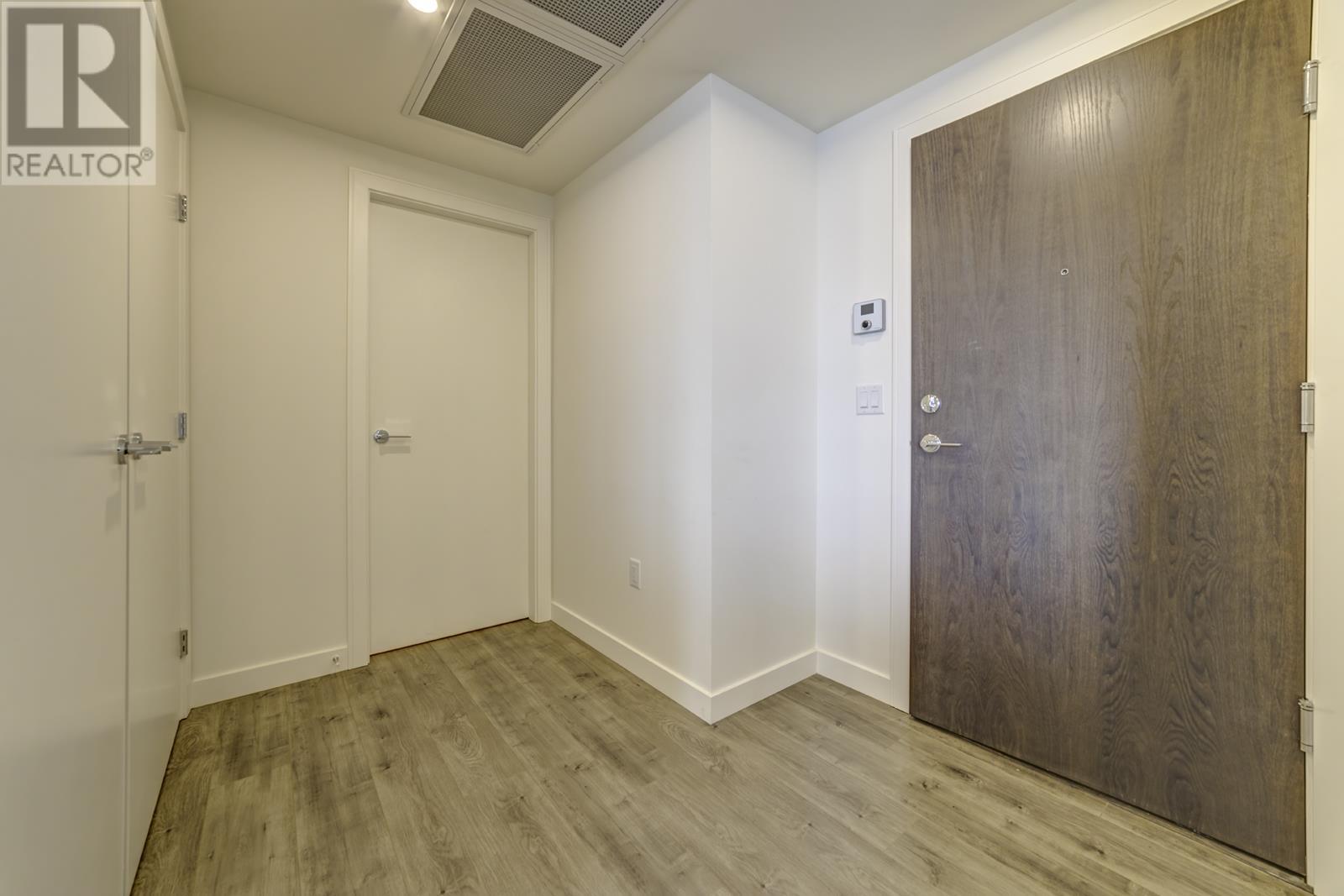 2104 200 Klahanie Court, West Vancouver, British Columbia  V7P 0E4 - Photo 7 - R2972857