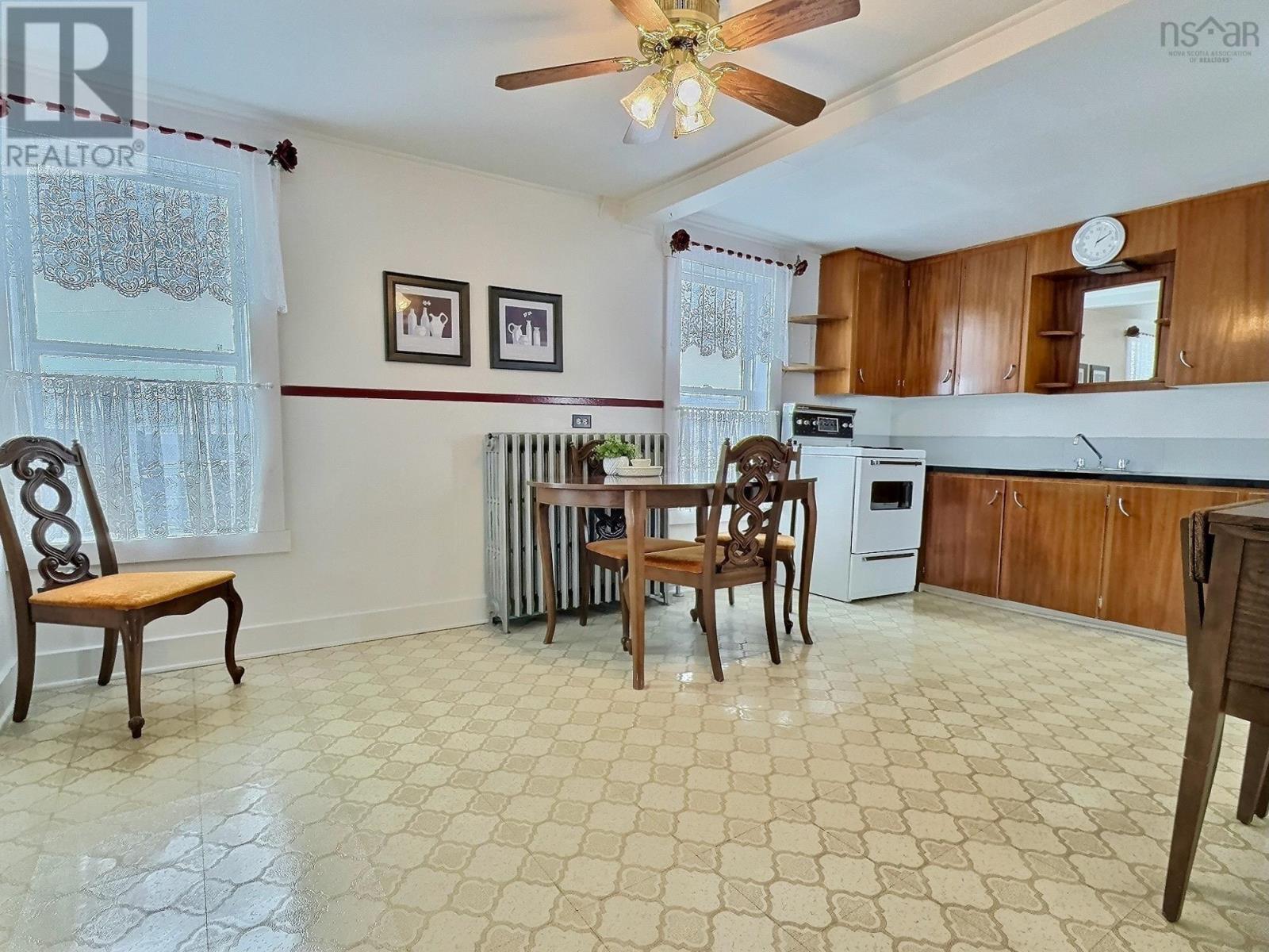 10 Cercle Bourgeois Road, Chéticamp, Nova Scotia  B0E 1H0 - Photo 16 - 202504016