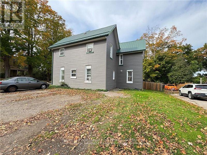103 Patrick Street, North Huron, Ontario  N0G 2W0 - Photo 3 - X11998703