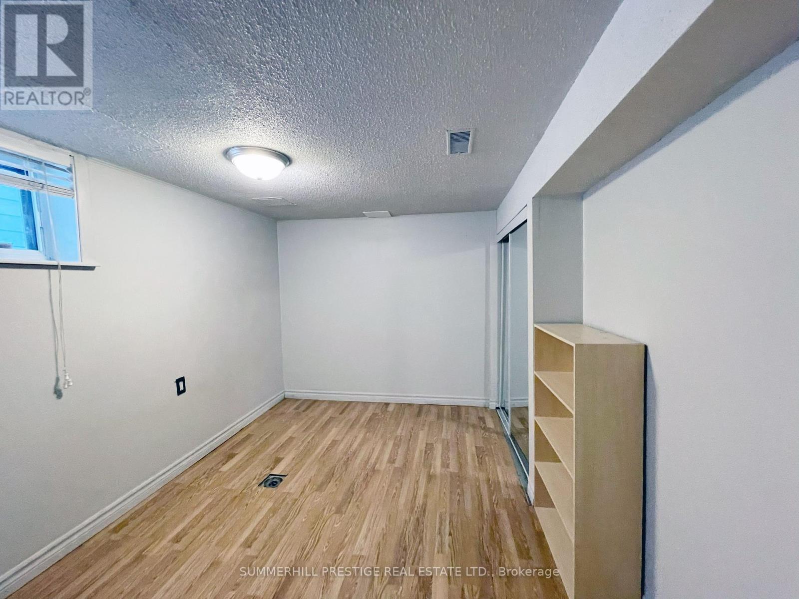 53 Bowie Avenue, Toronto, Ontario  M6E 2P4 - Photo 25 - W11950379