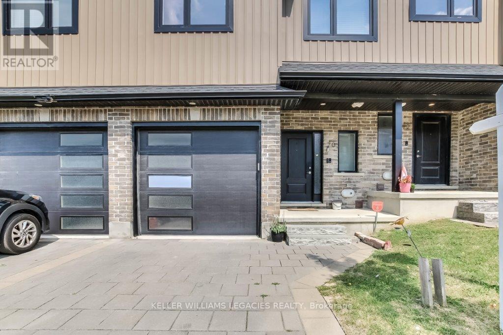 68 - 811 Sarnia Road