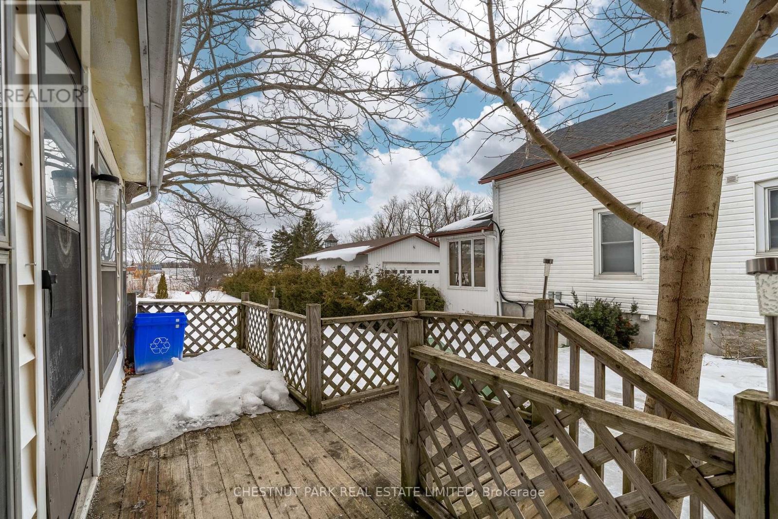 12 Maple Avenue, Prince Edward County, Ontario  K0K 2T0 - Photo 37 - X11998718