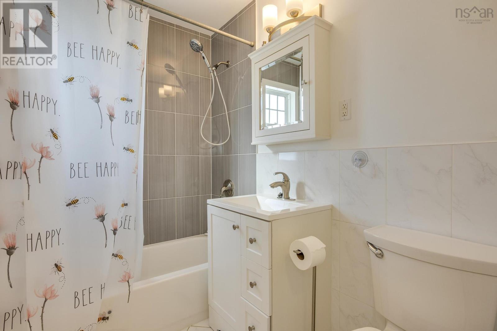 3208 Beresford Road, Halifax, Nova Scotia  B3L 3R8 - Photo 14 - 202504032