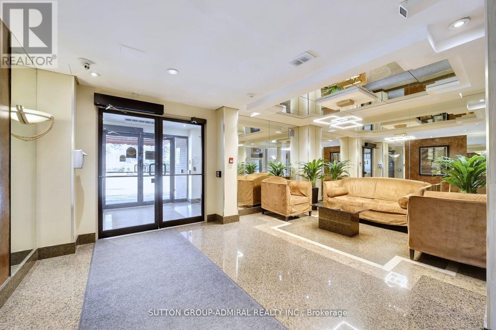 Property at 706 - 2091 HURONTARIO STREET image 3