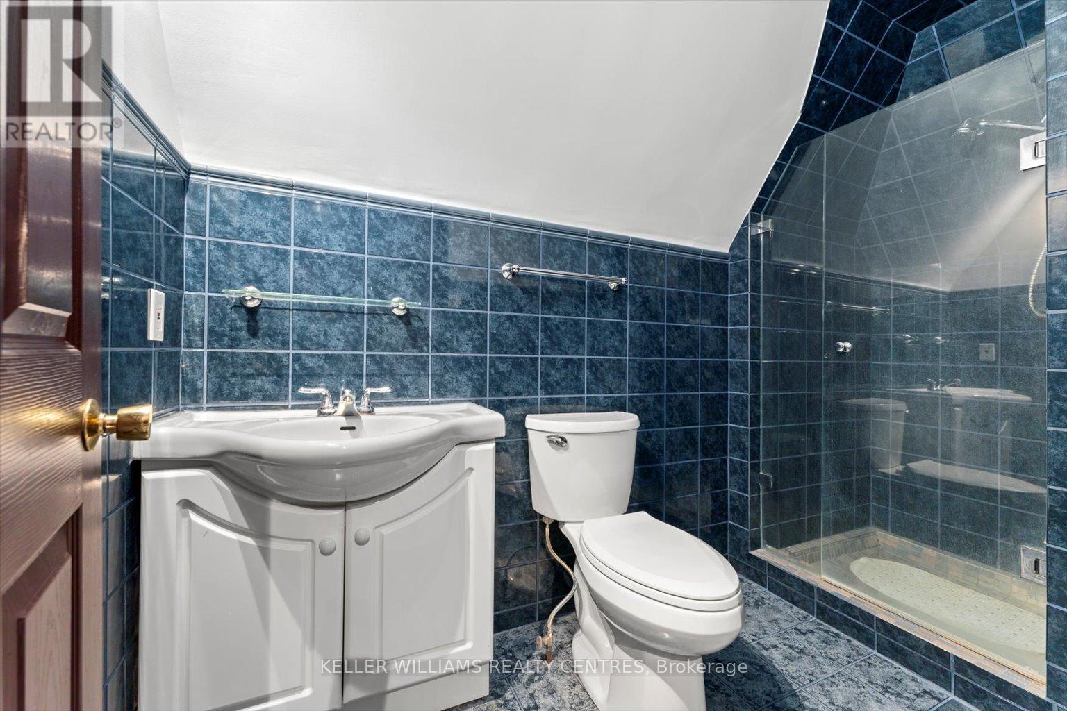 38 Wellington Street E, Aurora, Ontario  L4G 1H5 - Photo 8 - N11993136