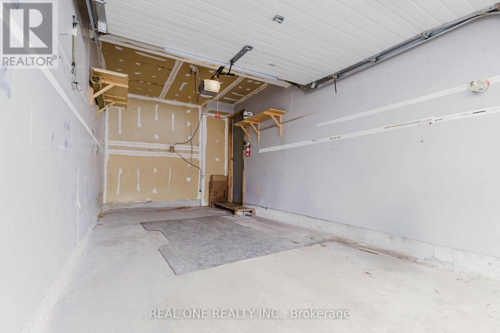60 - 10 Holborn Court, Kitchener, Ontario  N2A 3Y9 - Photo 32 - X11998804