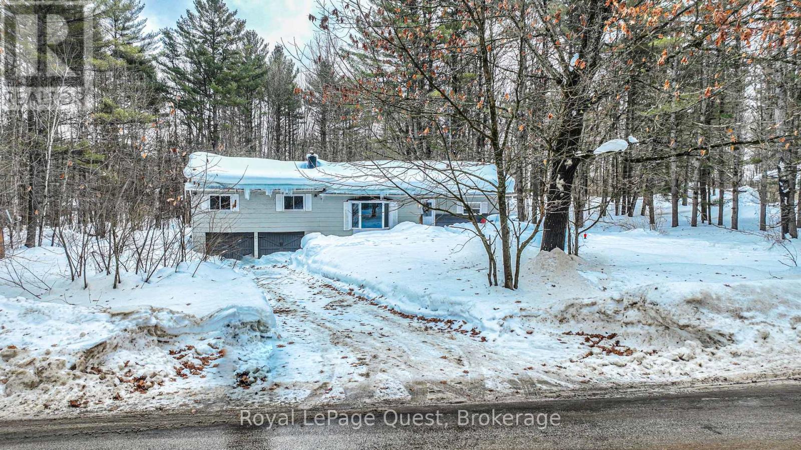 1979 Peninsula Pt Road, Severn, Ontario  P0E 1N0 - Photo 2 - S11992998