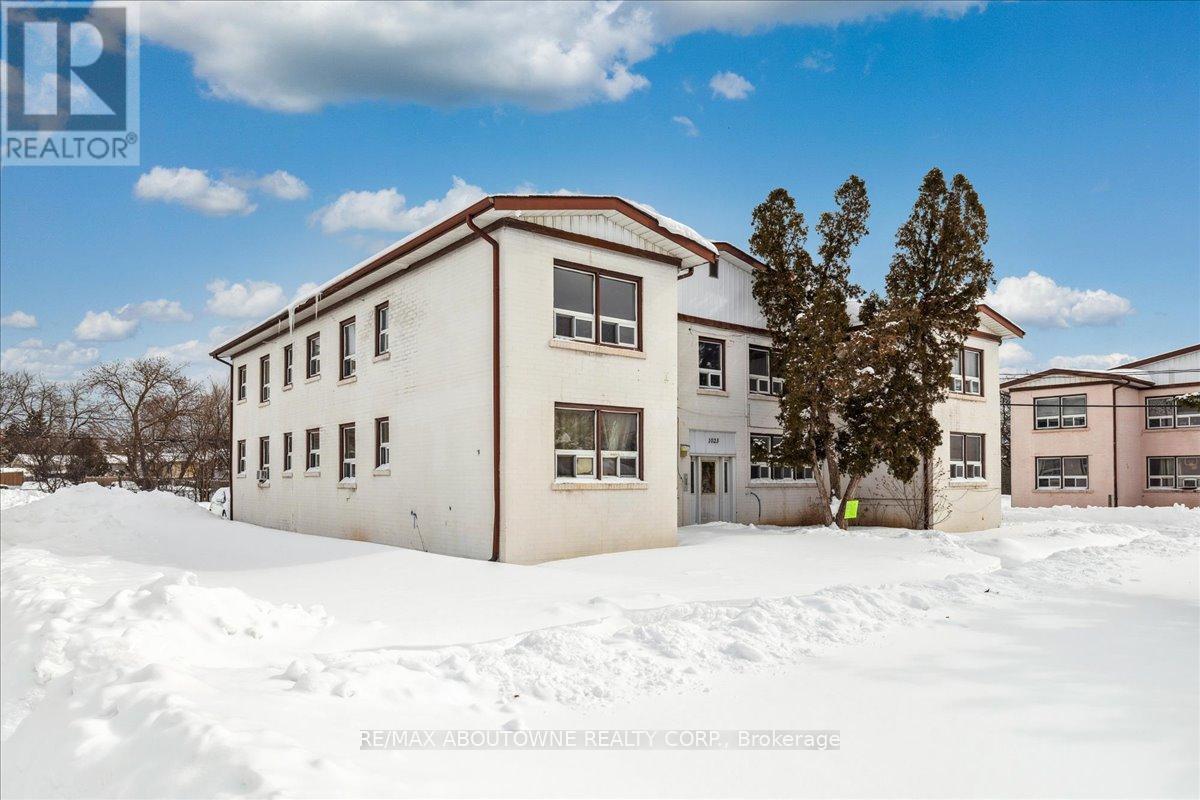 1 - 1023 Churchill Avenue, Oakville (Cp College Park), Ontario  L6H 2A7 - Photo 2 - W11998884