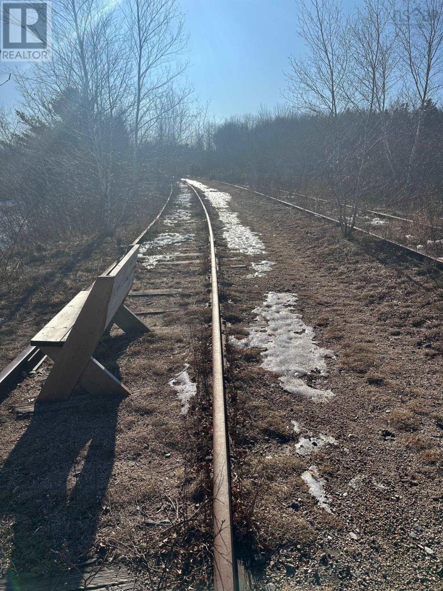 (Unit 1) 130 Everlina Lane, Windsor Junction, Nova Scotia  B2T 0T3 - Photo 16 - 202504041