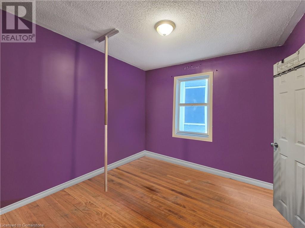 Property at 182 BEACH Road image 4