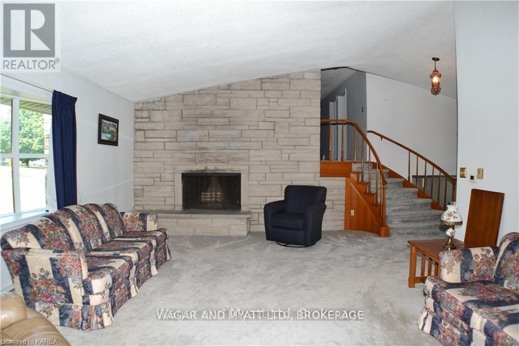 124 County Rd 8, Greater Napanee, Ontario  K7R 3C8 - Photo 11 - X11998917