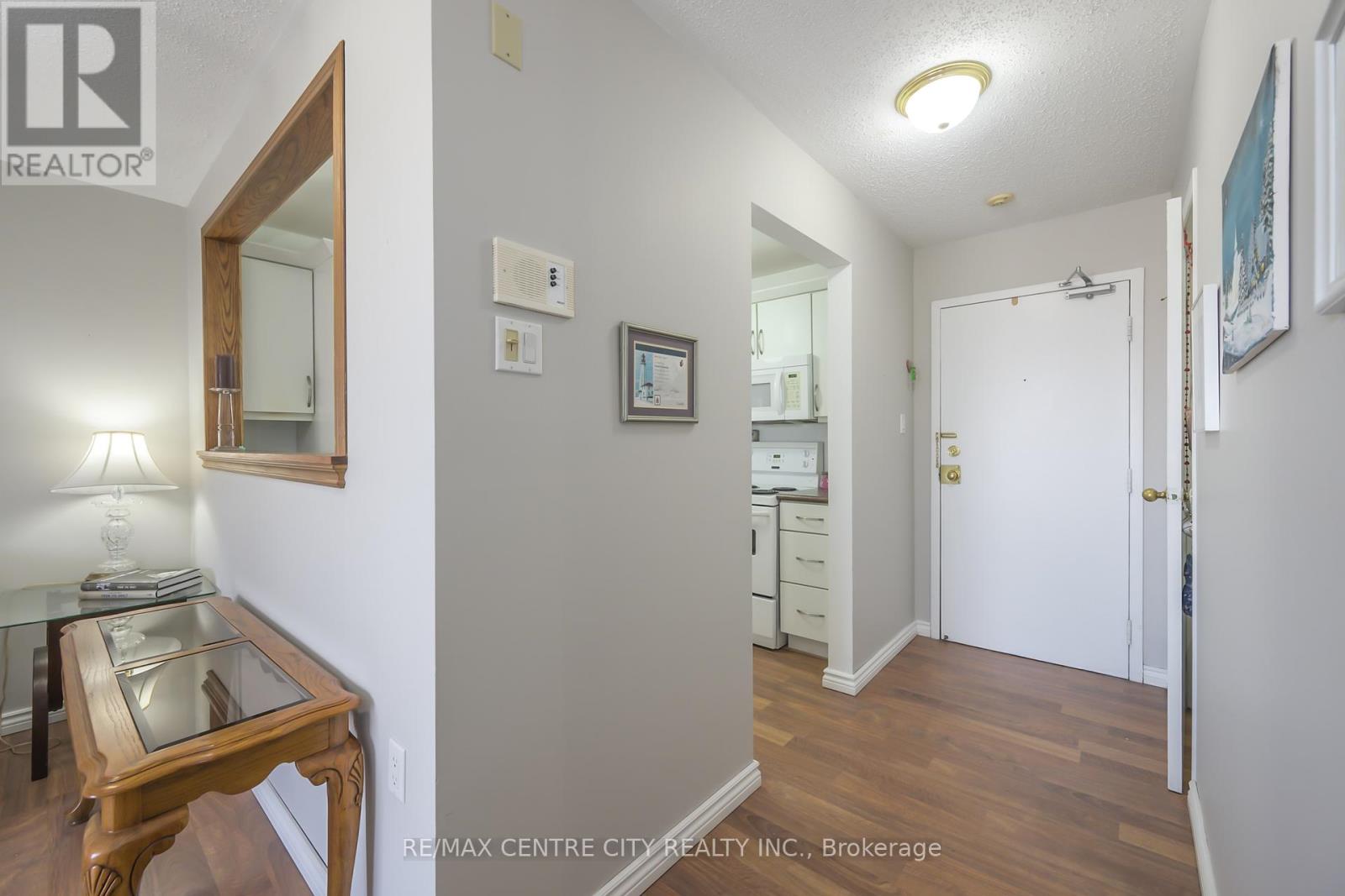 Property at 309 - 729 DEVERON CRESCENT image 3