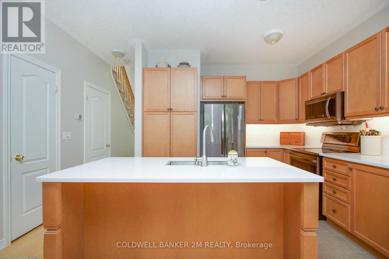 406 - 300 D'arcy Street, Cobourg, Ontario  K9A 0A2 - Photo 4 - X11998987