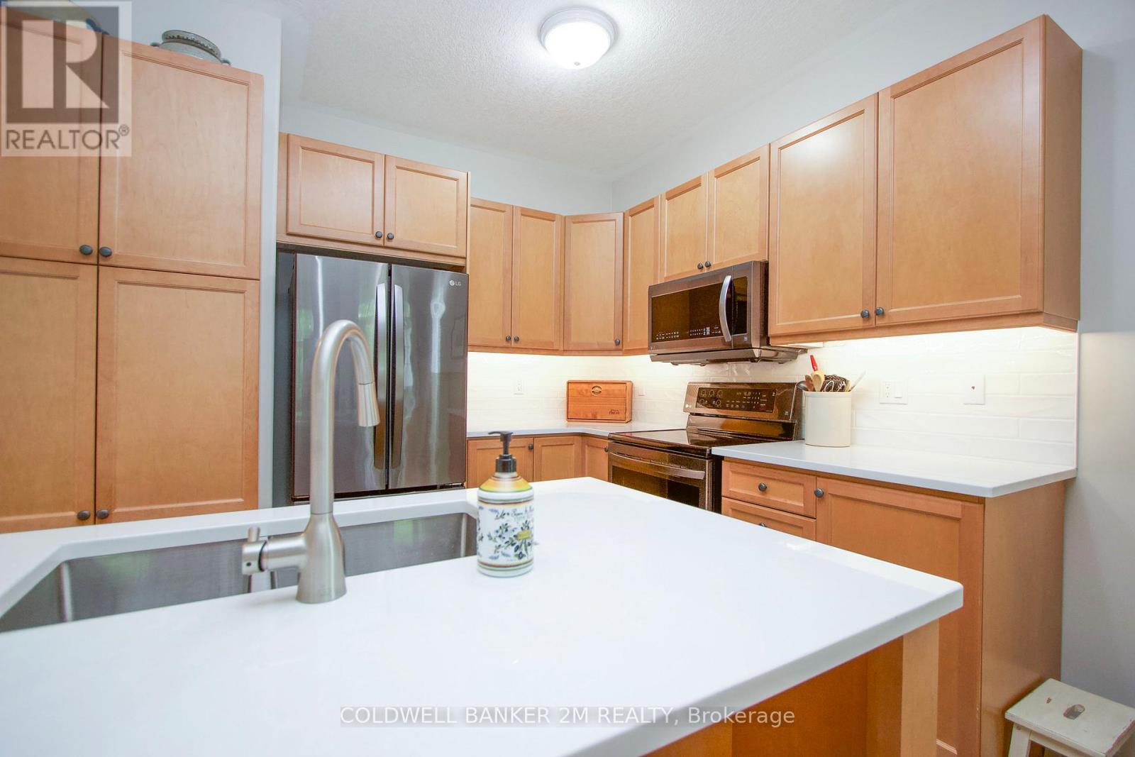406 - 300 D'arcy Street, Cobourg, Ontario  K9A 0A2 - Photo 5 - X11998987