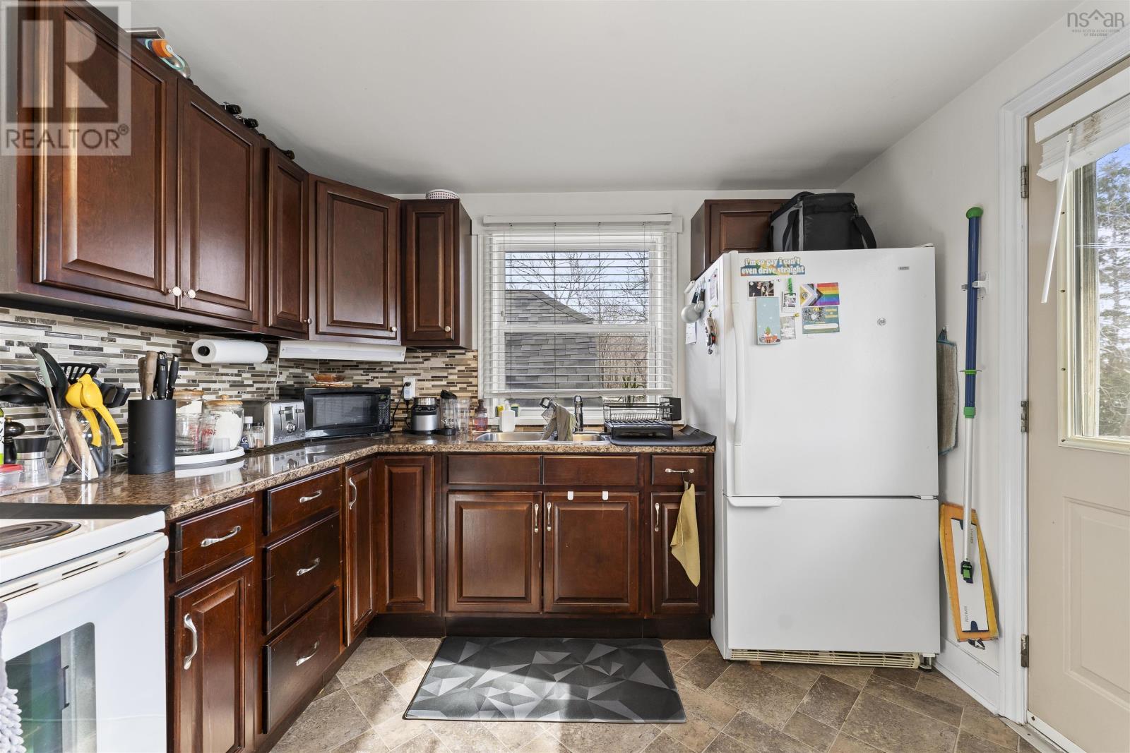 404 Portland Street, Dartmouth, Nova Scotia  B2Y 1K9 - Photo 19 - 202504045