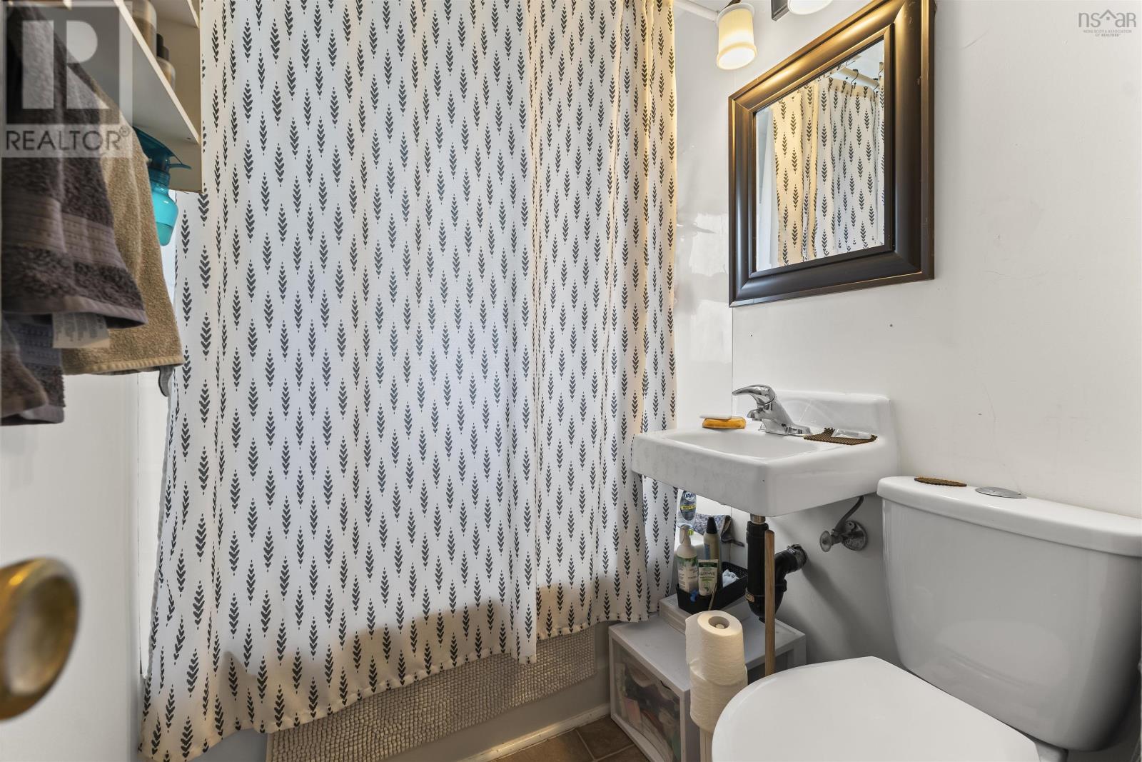 404 Portland Street, Dartmouth, Nova Scotia  B2Y 1K9 - Photo 22 - 202504045