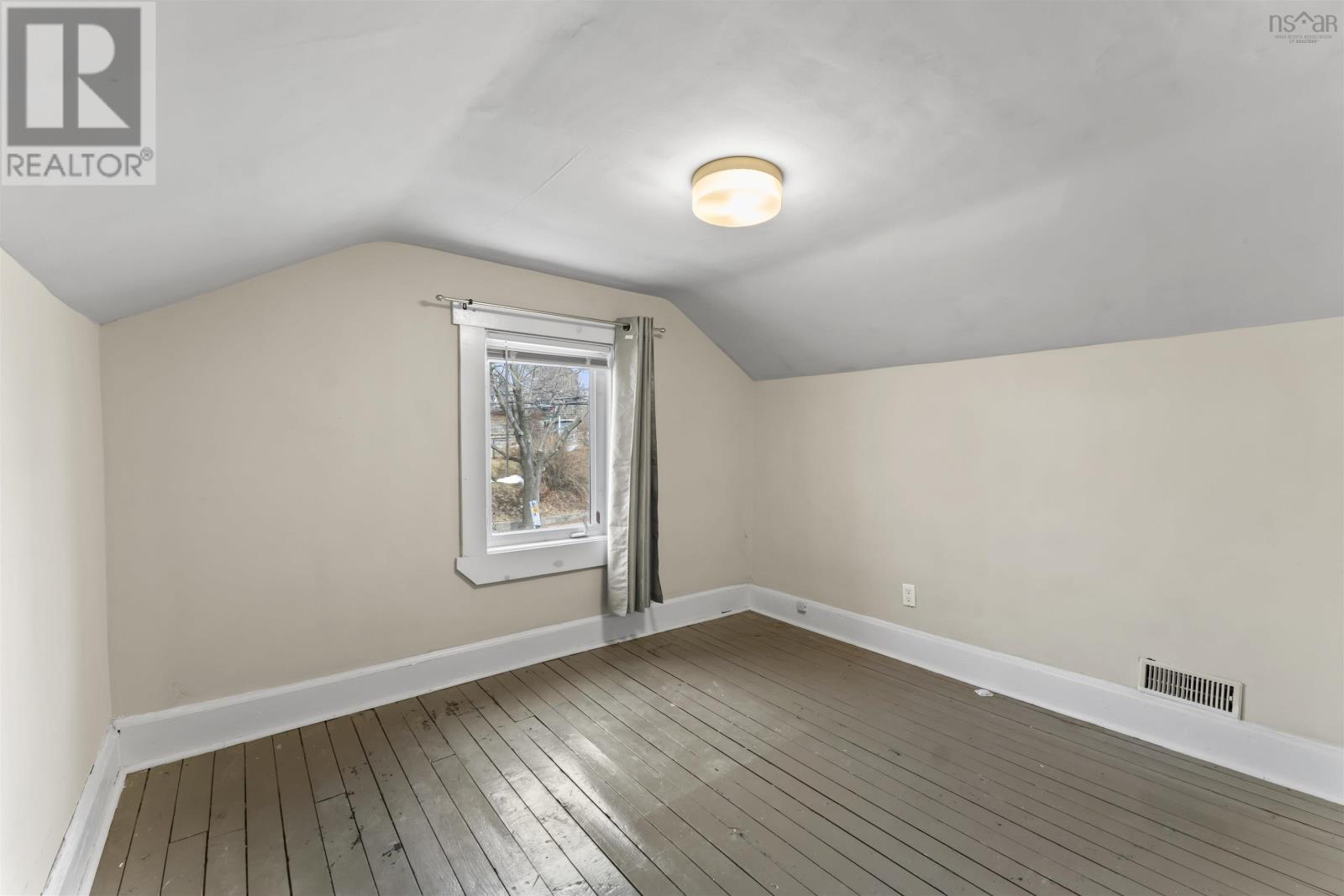 404 Portland Street, Dartmouth, Nova Scotia  B2Y 1K9 - Photo 8 - 202504045