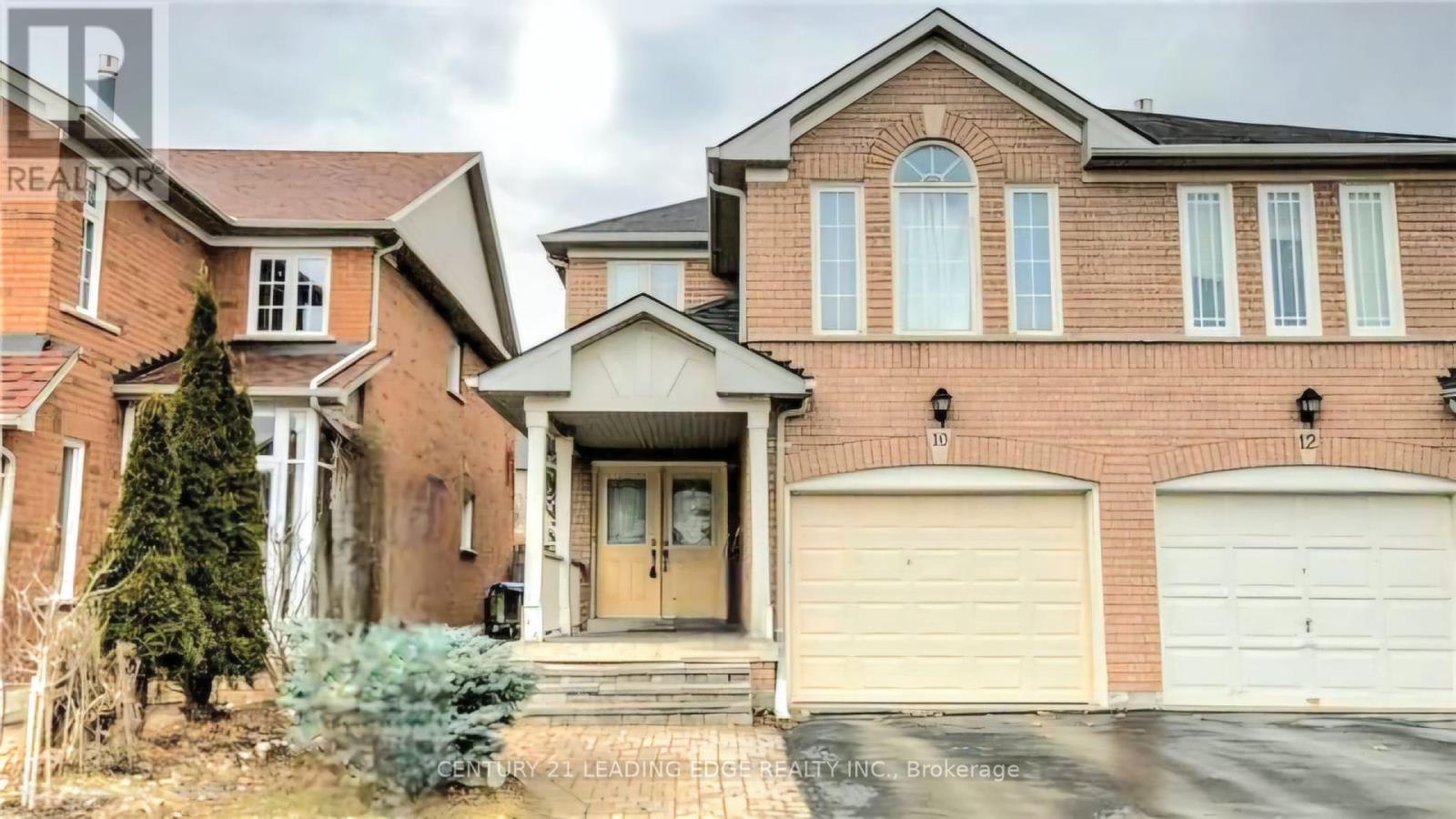 10 FROBISHER STREET, Richmond Hill, Ontario