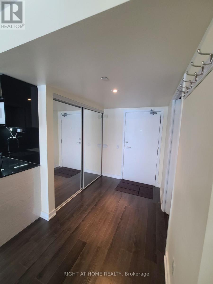 Property at 808 - 72 ESTHER SHINER BOULEVARD image 5