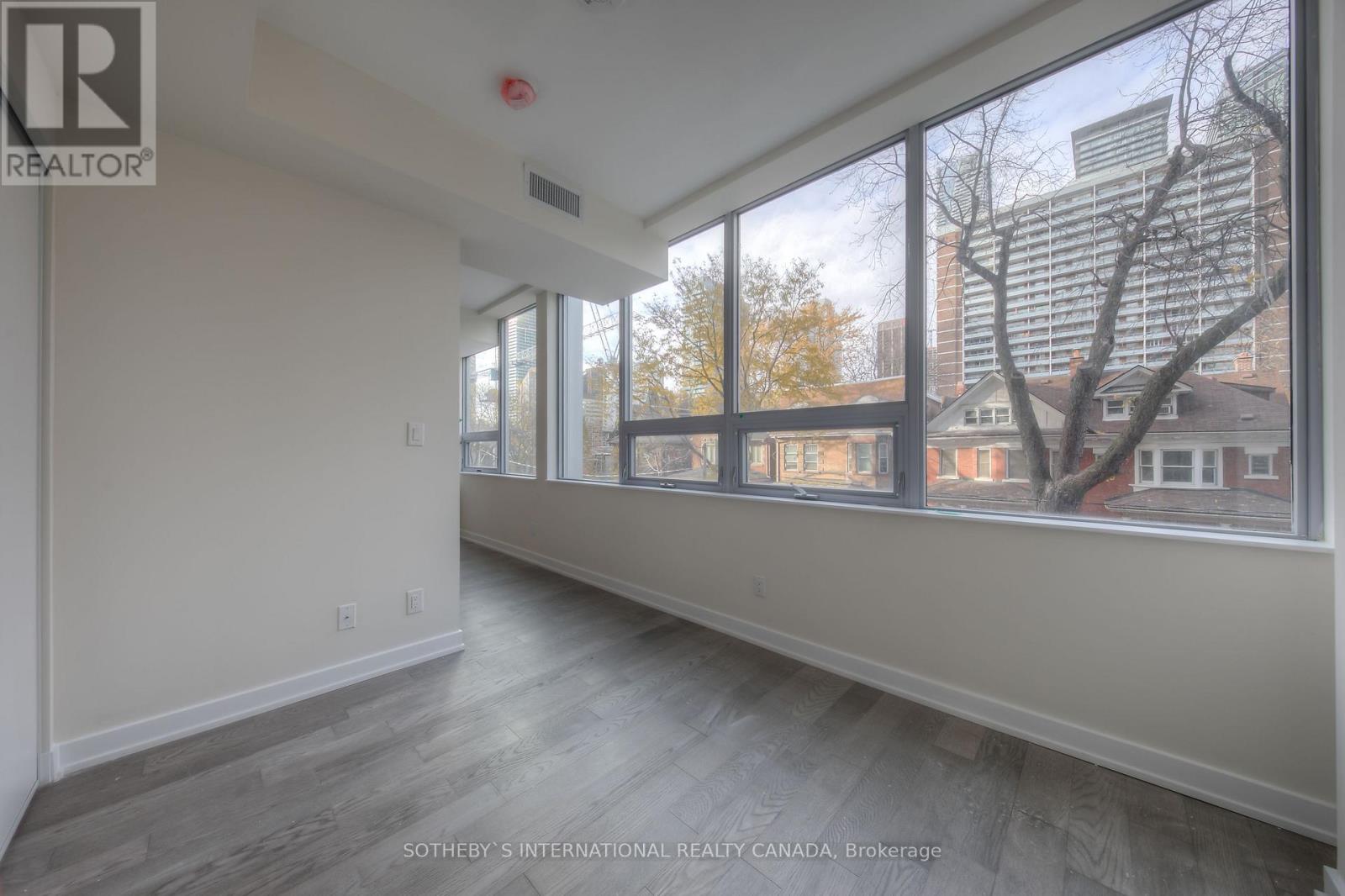 203 - 17 DUNDONALD STREET, Toronto, Ontario