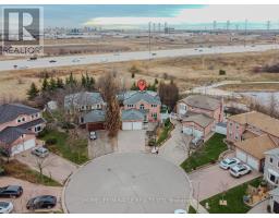 32 PLOVER PLACE, Brampton, Ontario