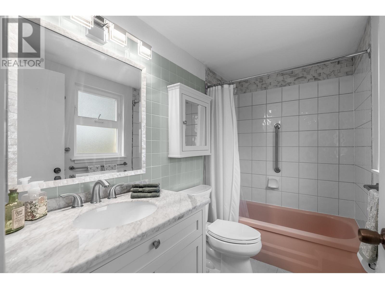 847 Westview Drive, North Vancouver, British Columbia  V7N 3X9 - Photo 22 - R2971429