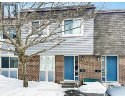 33 CORLEY PRIVATE, Ottawa, Ontario