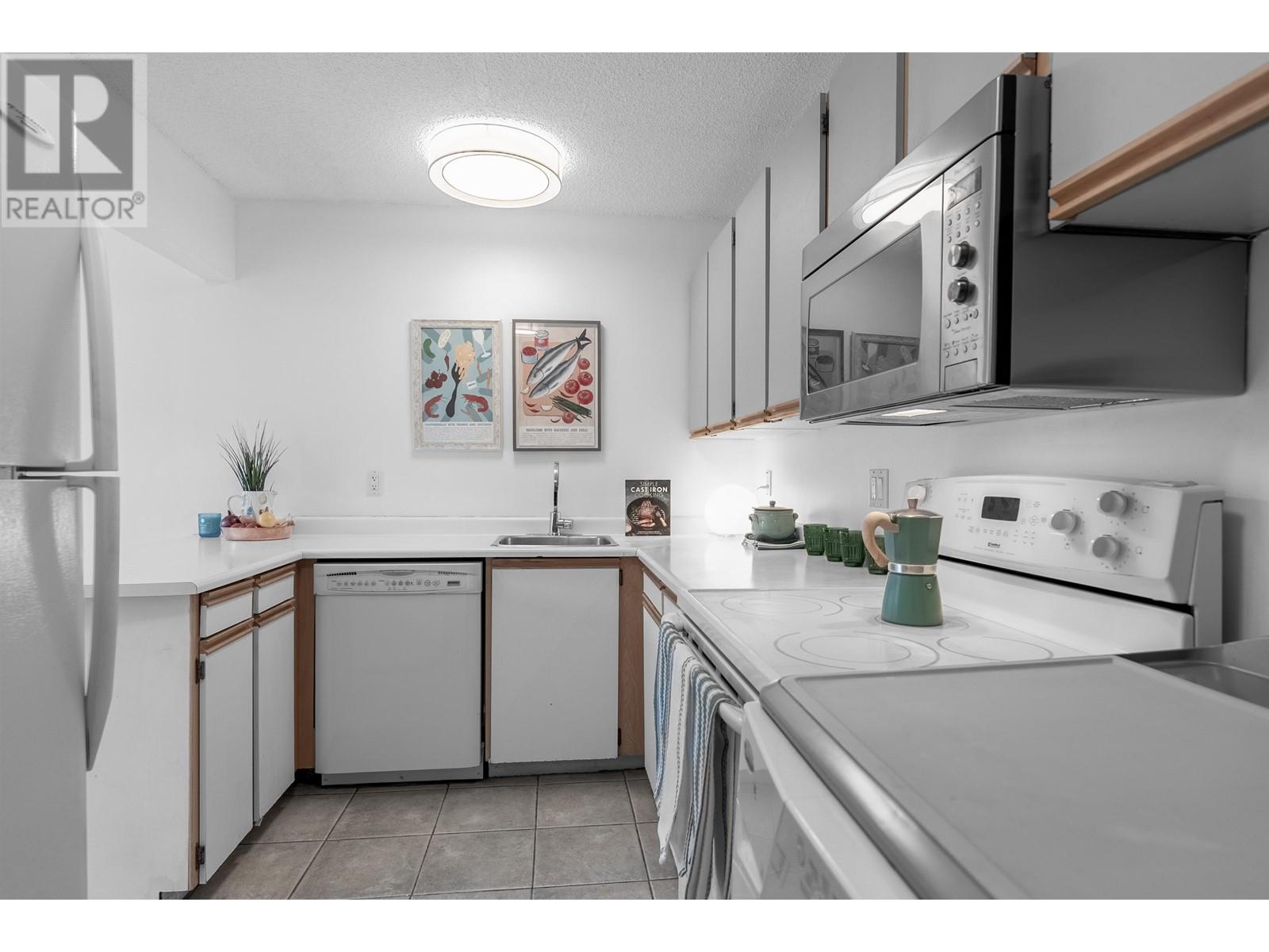 847 Westview Drive, North Vancouver, British Columbia  V7N 3X9 - Photo 17 - R2971429