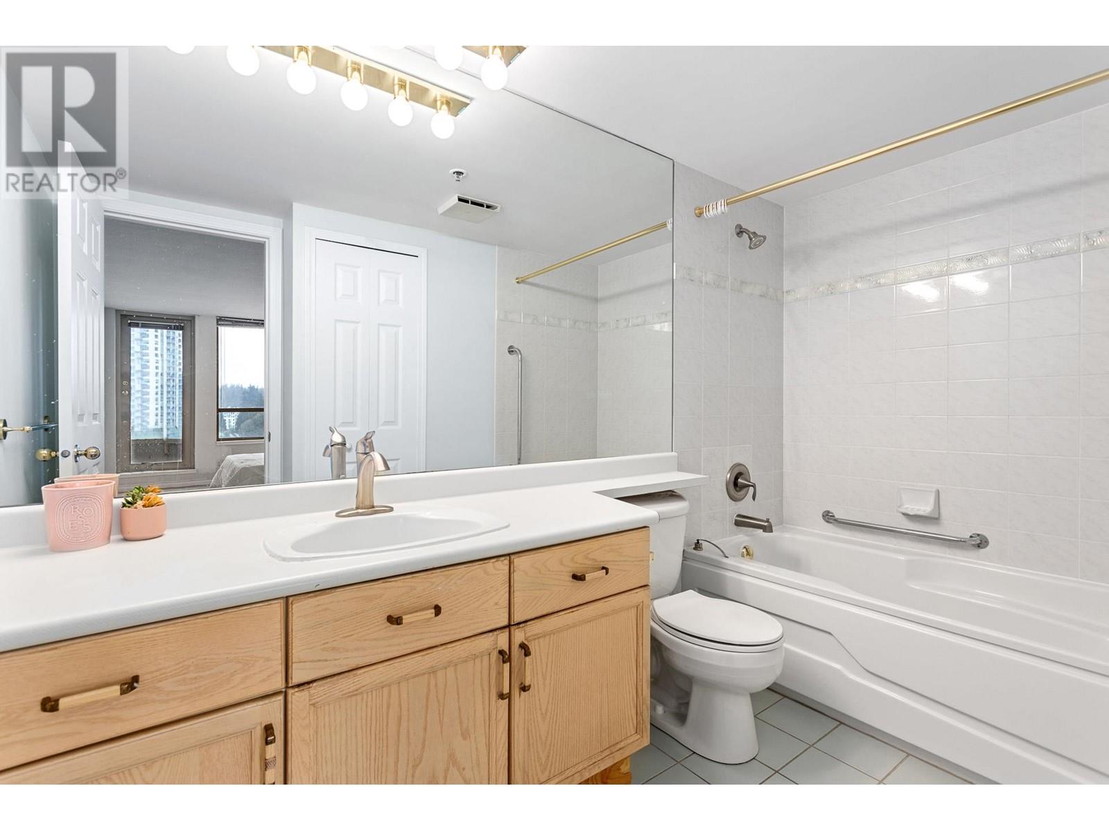 1601 738 Farrow Street, Coquitlam, British Columbia  V3J 7V4 - Photo 12 - R2973019