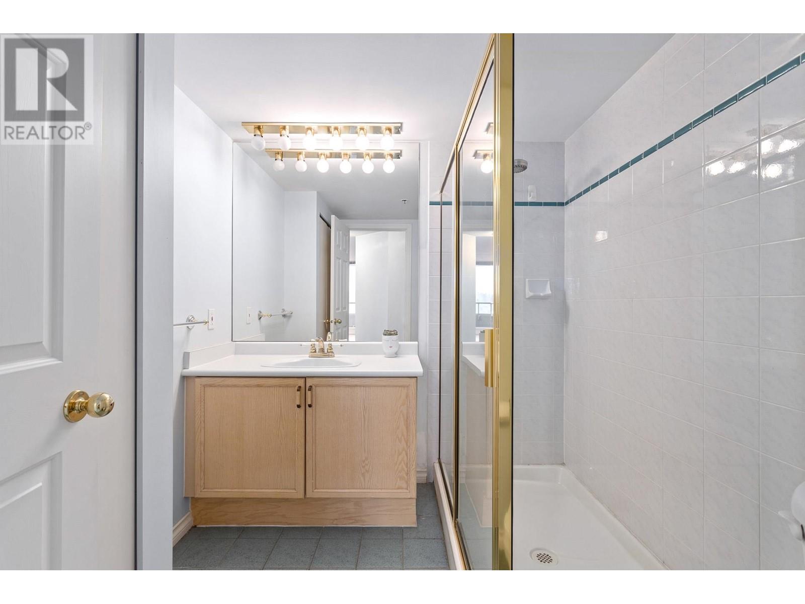1601 738 Farrow Street, Coquitlam, British Columbia  V3J 7V4 - Photo 15 - R2973019