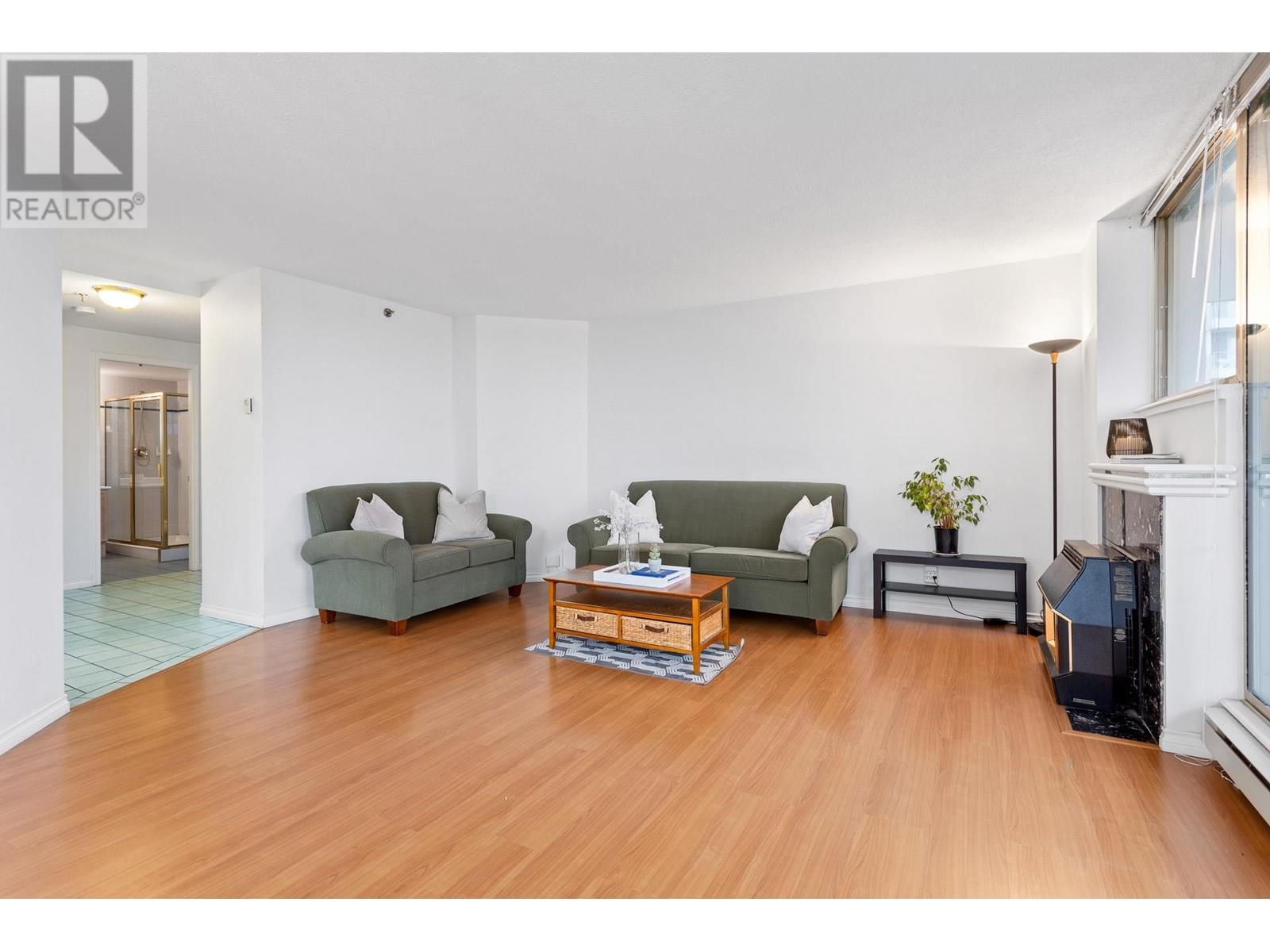 1601 738 Farrow Street, Coquitlam, British Columbia  V3J 7V4 - Photo 3 - R2973019