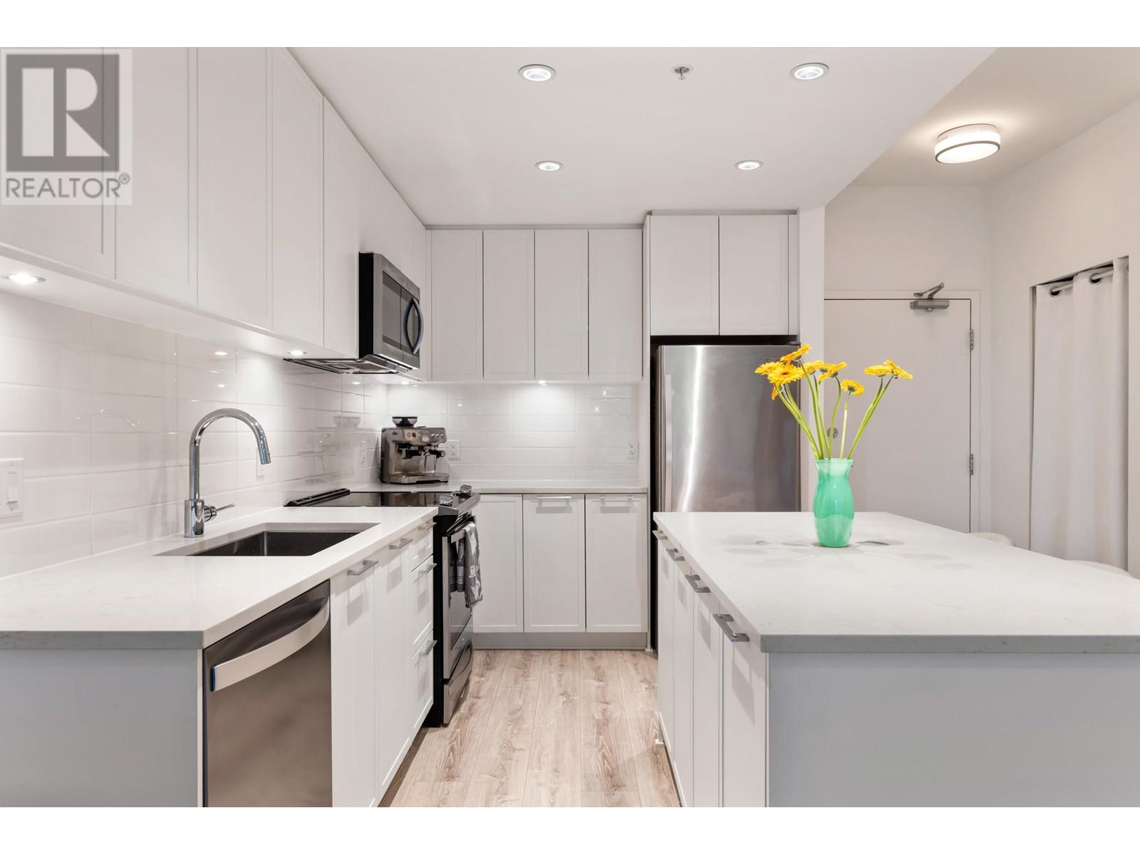 304 2382 Atkins Avenue, Port Coquitlam, British Columbia  V3C 0G7 - Photo 6 - R2973022
