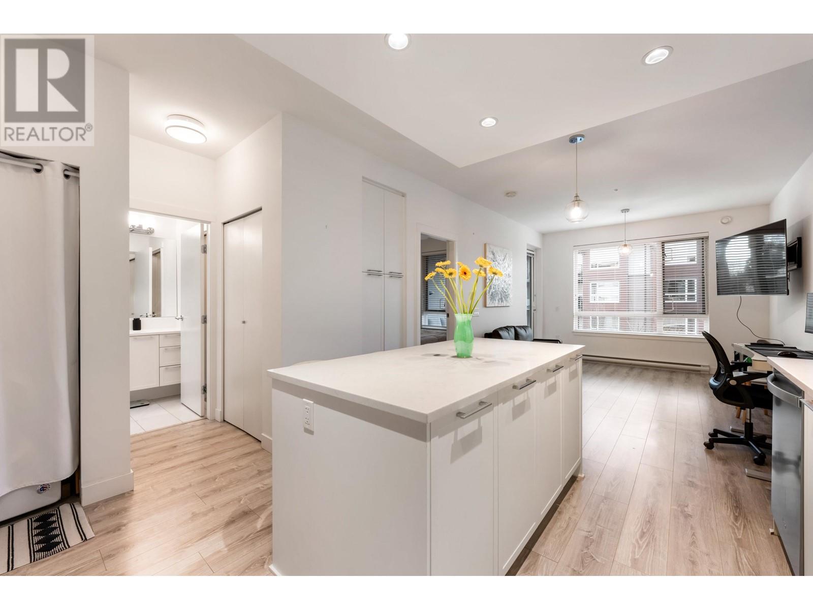 304 2382 Atkins Avenue, Port Coquitlam, British Columbia  V3C 0G7 - Photo 8 - R2973022
