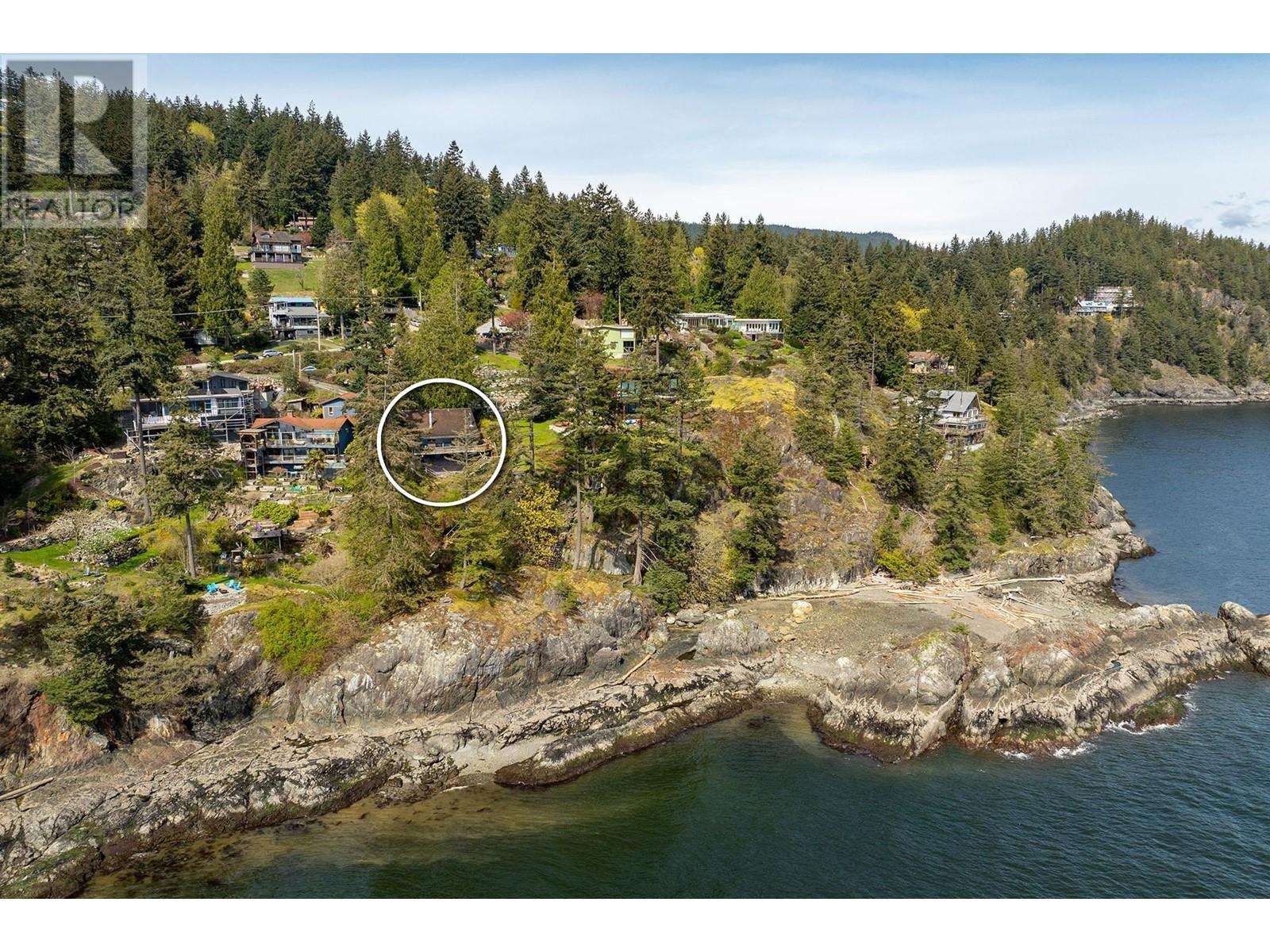 825 Hummingbird Lane, Bowen Island, British Columbia  V0N 1G1 - Photo 12 - R2973045