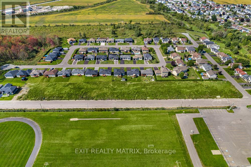 720 West Street, Hawkesbury, Ontario  K6A 3X1 - Photo 2 - X11999096