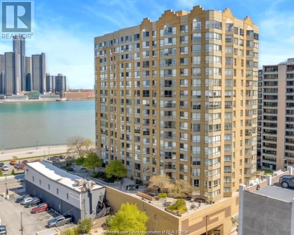 Property at 75 RIVERSIDE DRIVE Unit# 507 image 2