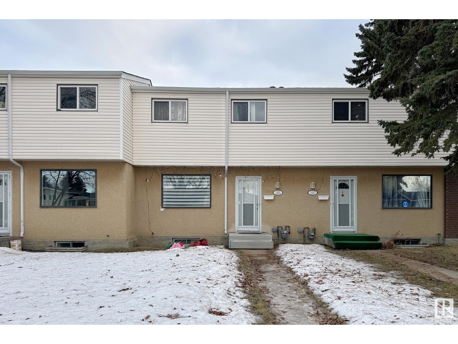 Property at 1535 KNOTTWOOD RD N NW image 3