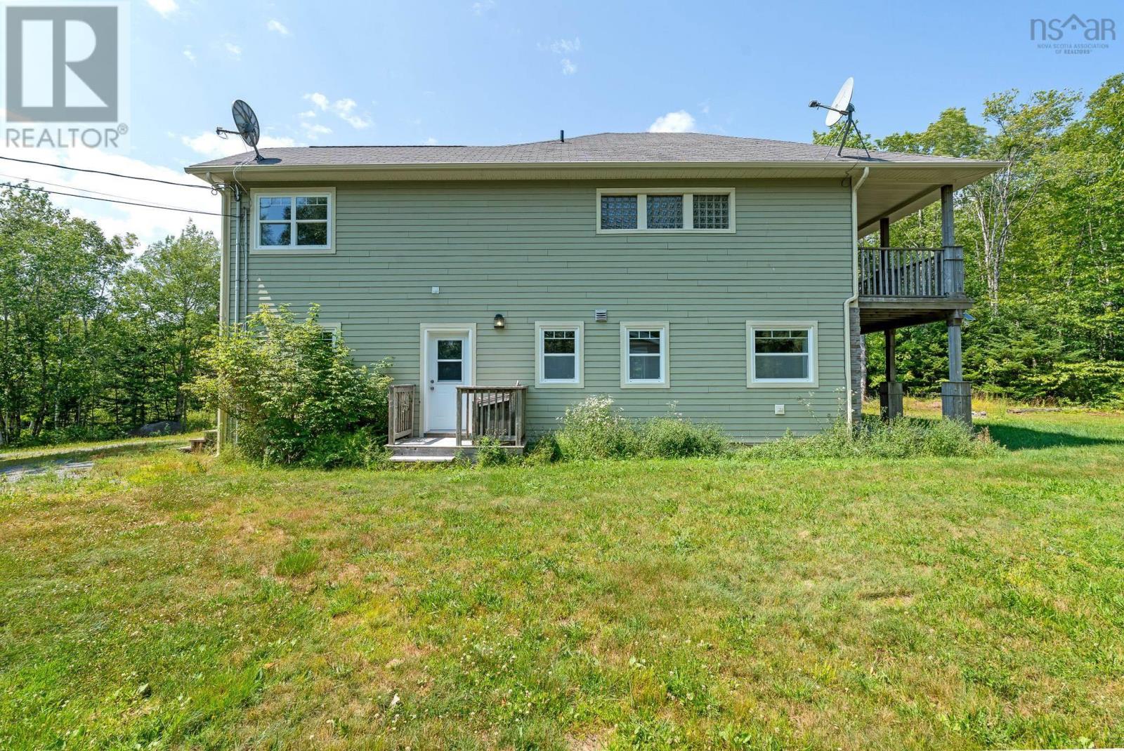 88 Mckenzie Lane, Mount Uniacke, Nova Scotia  B0N 1Z0 - Photo 2 - 202503782