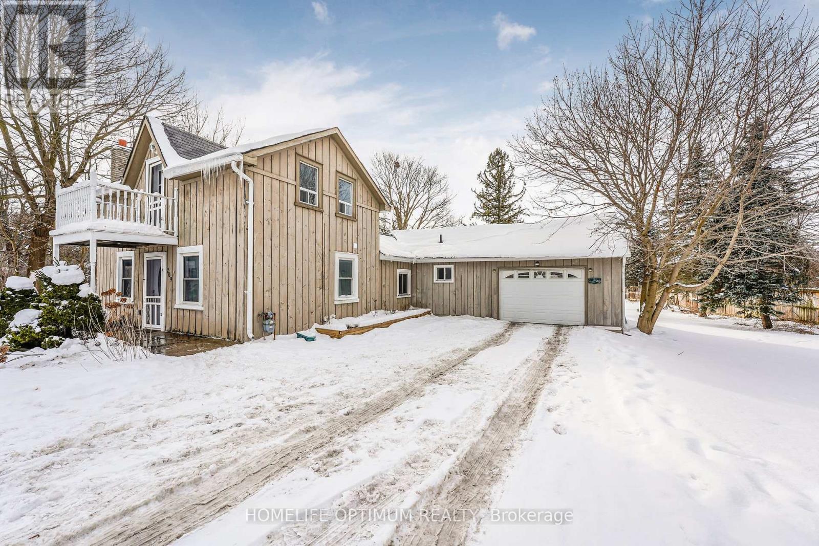 Property at 209 BARRIE STREET image 2