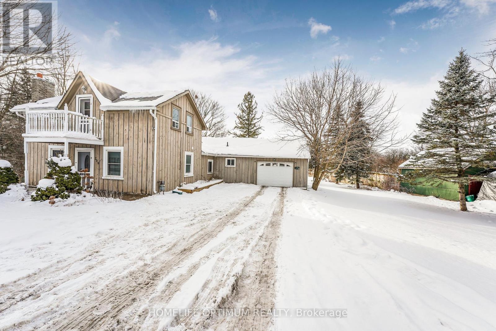 Property at 209 BARRIE STREET image 3
